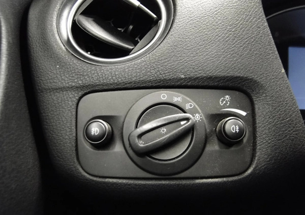 Ford Mondeo cena 33900 przebieg: 211862, rok produkcji 2014 z Janowiec Wielkopolski małe 742